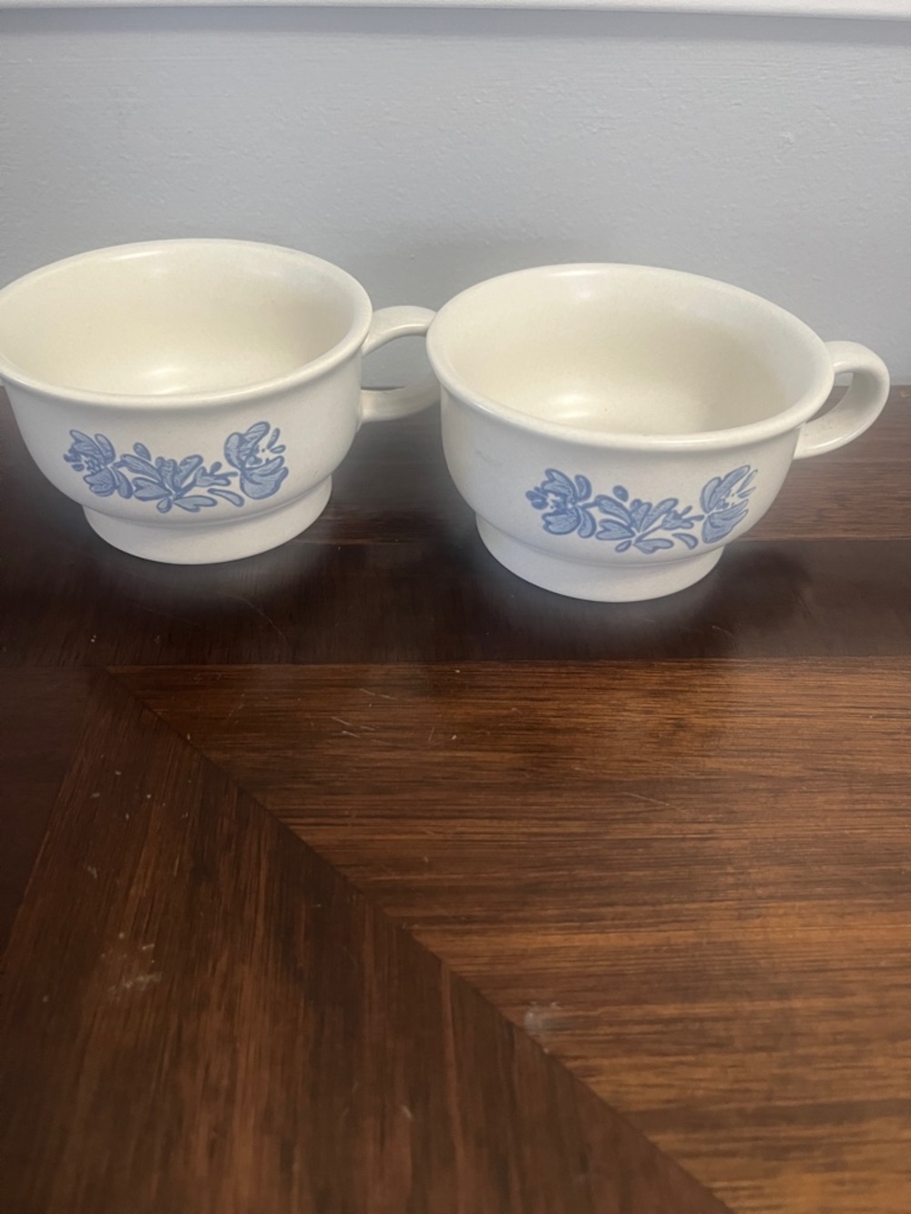 Vintage PFALTZGRAFF YORKTOWNE COFFEE CUPS KITCHEN